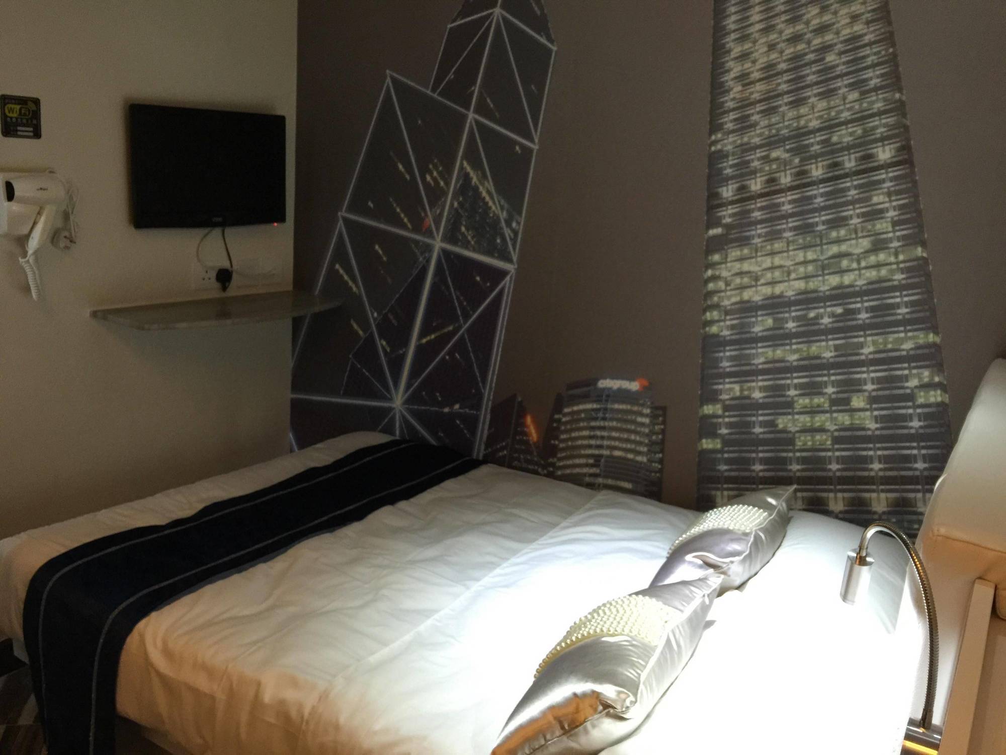 Move Inn Hong Kong Ngoại thất bức ảnh